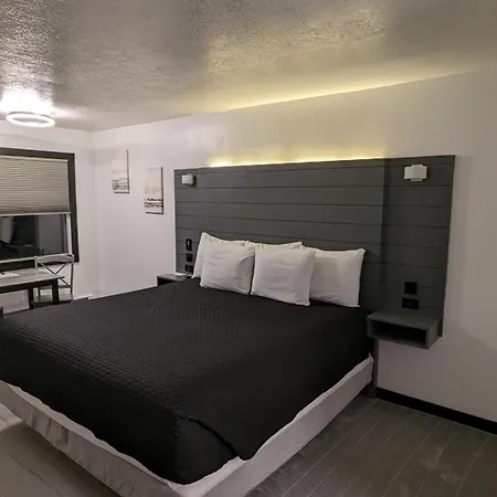 High Desert Inn